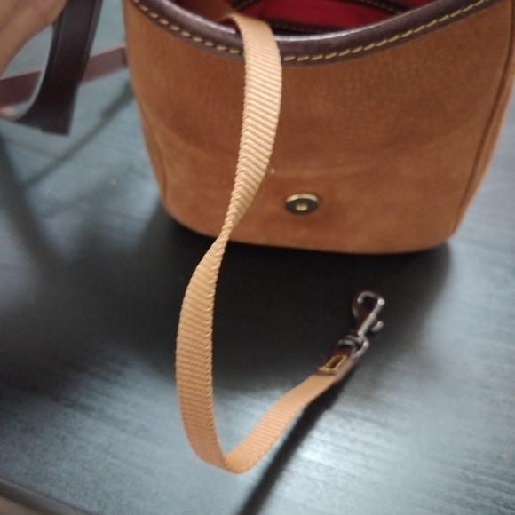 Vintage Dooney and Bourke crossbody bag suade - Picture 5 of 12